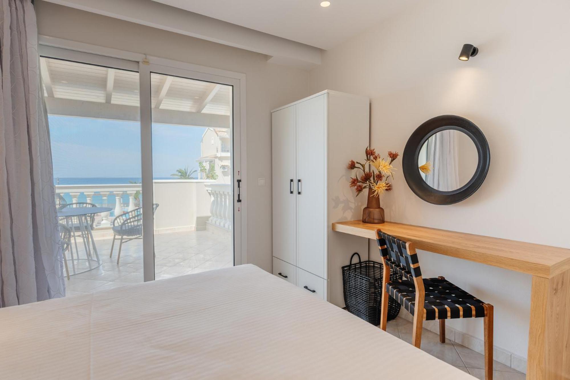Sea Breeze Hotel & Apartments Agios Gordios  Esterno foto