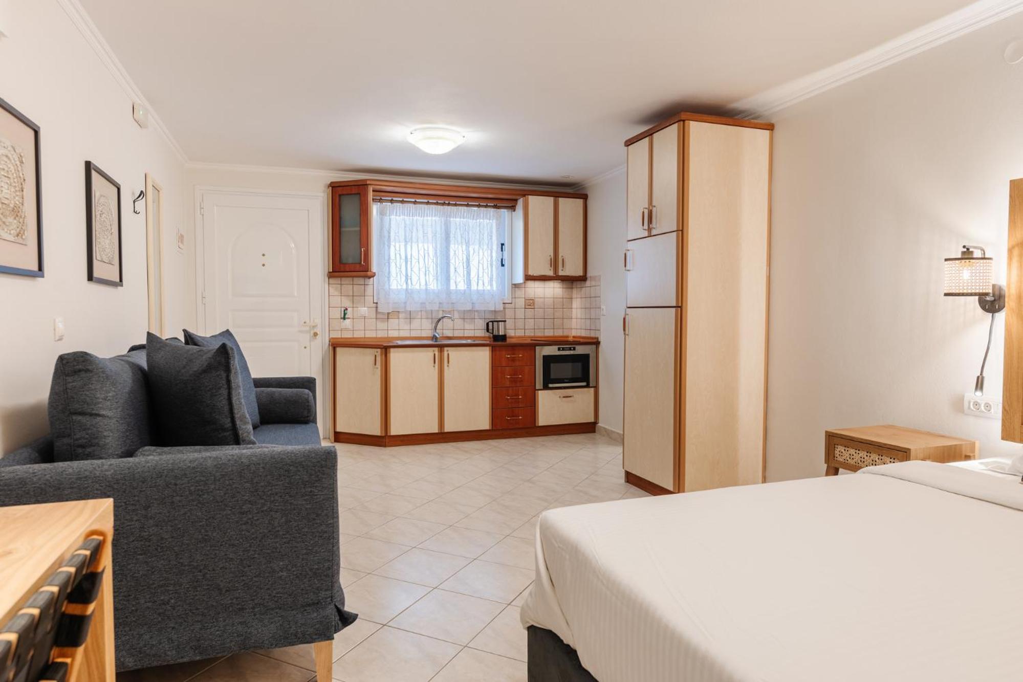Sea Breeze Hotel & Apartments Agios Gordios  Esterno foto
