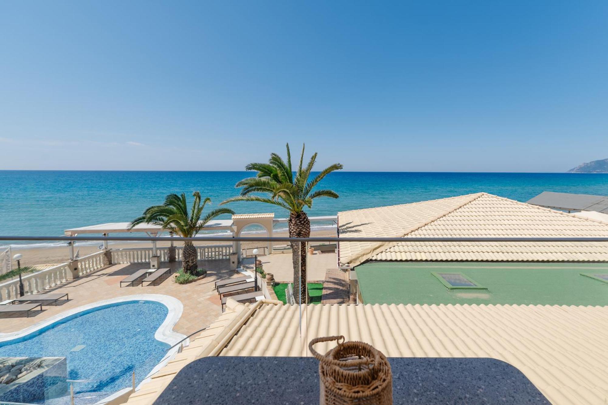 Sea Breeze Hotel & Apartments Agios Gordios  Esterno foto