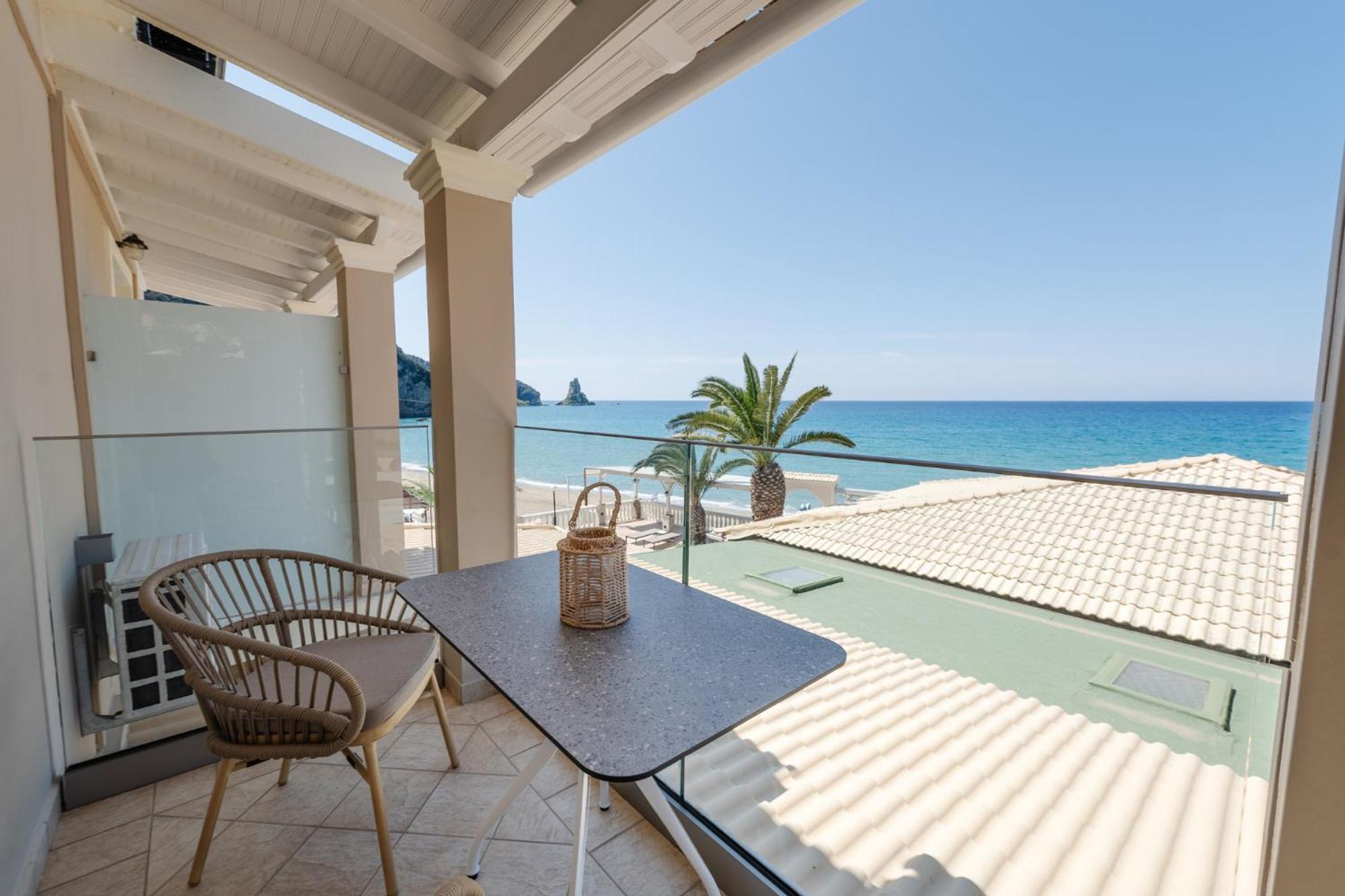 Sea Breeze Hotel & Apartments Agios Gordios  Esterno foto